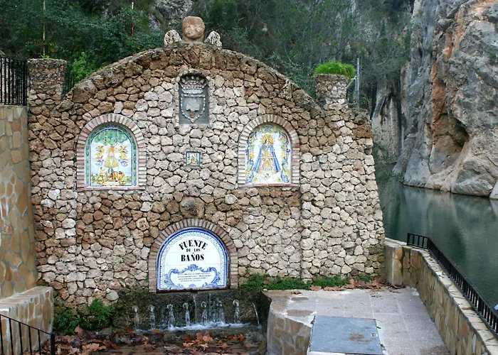 Casa Raquel Montanejos